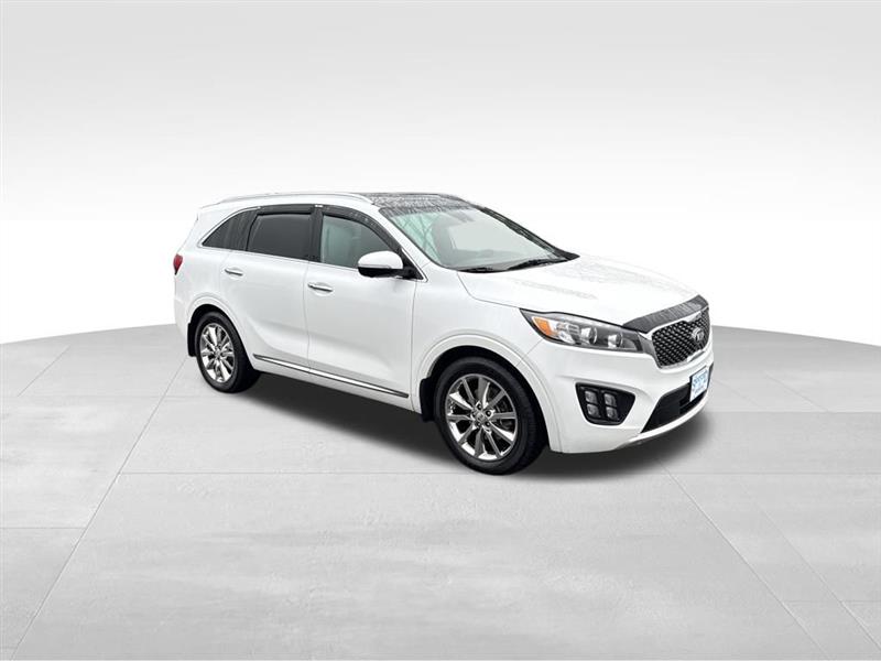 Kia Sorento Limited V6 2WD 2017 Kia Sorento Limited V6 2WD 2017