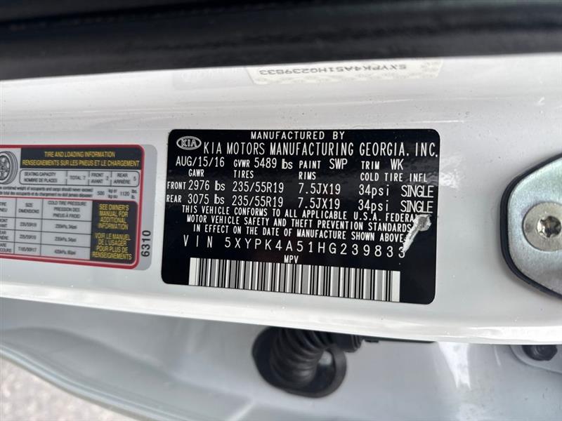 Kia Sorento Limited V6 2WD 2017 Kia Sorento Limited V6 2WD 2017