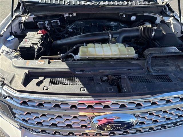 Ford Expedition Platinum 4WD 2021