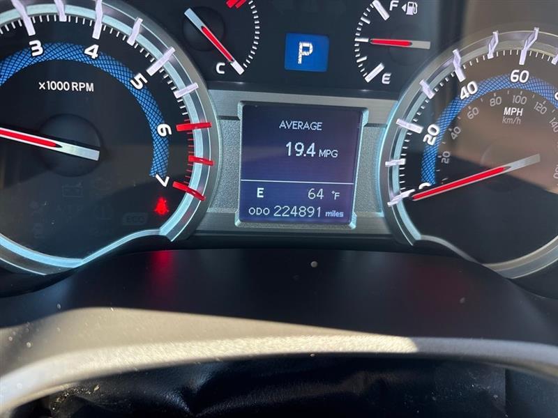 Toyota 4Runner Trail 4WD 2014