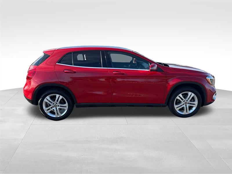 Mercedes-Benz GLA-Class GLA250 4MATIC 2018