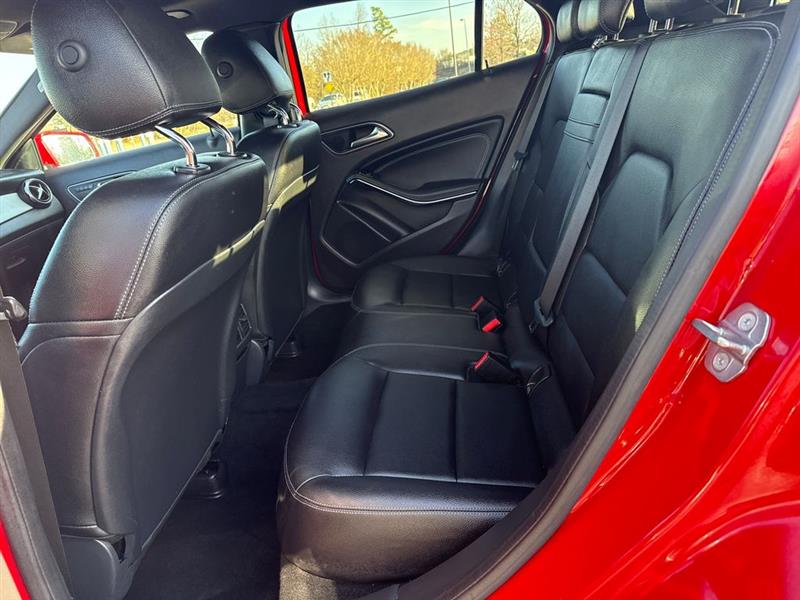 Mercedes-Benz GLA-Class GLA250 4MATIC 2018