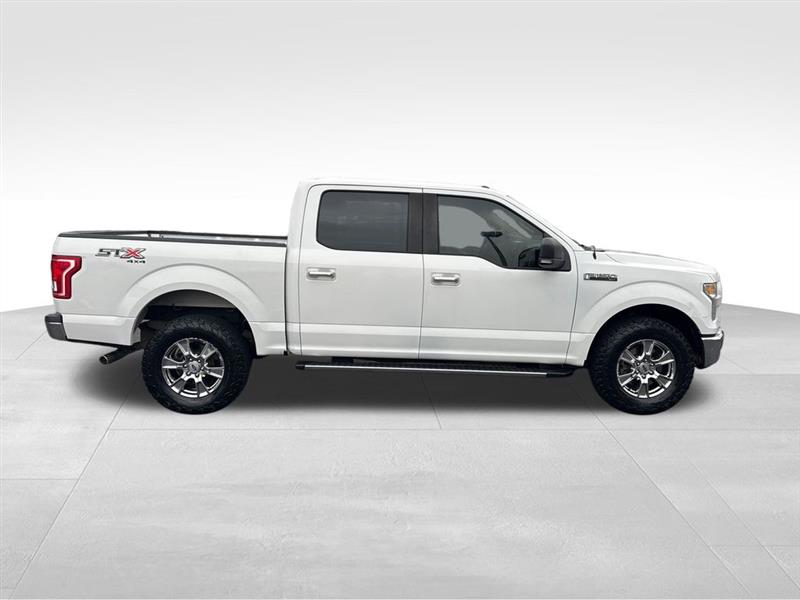 Ford F-150 XL SuperCrew 5.5-ft. Bed 4WD 2015