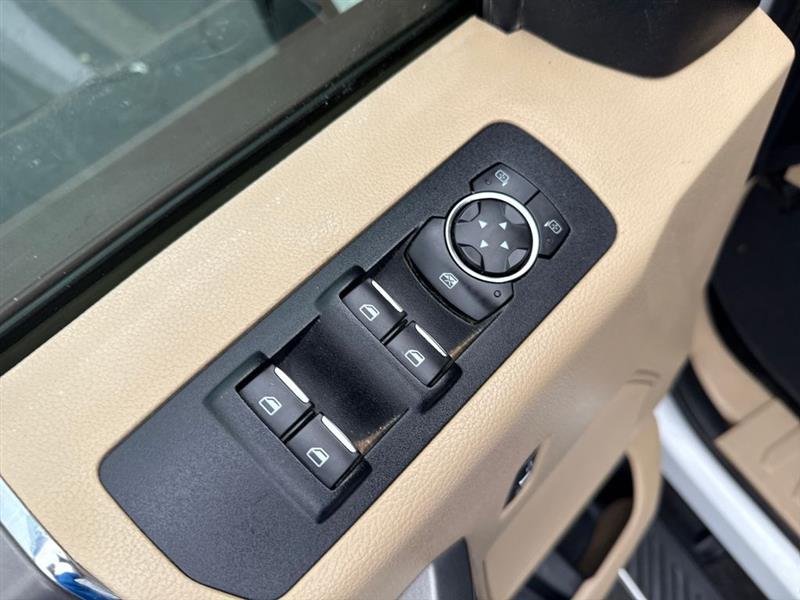 Ford F-150 XL SuperCrew 5.5-ft. Bed 4WD 2015