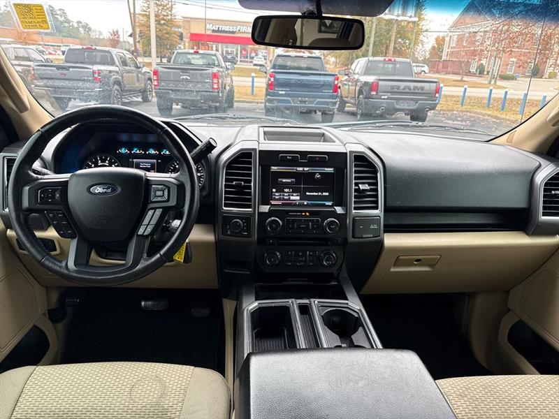 Ford F-150 XL SuperCrew 5.5-ft. Bed 4WD 2015