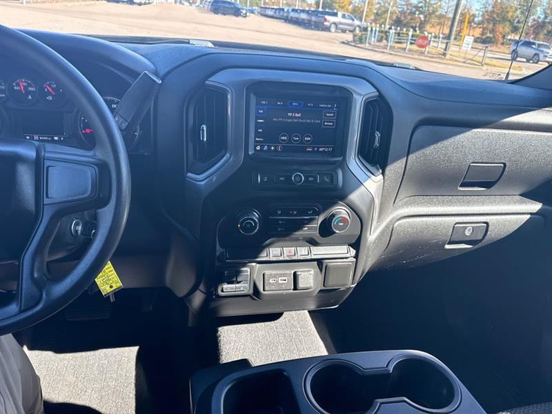 Chevrolet Silverado 1500 Custom Double Cab 4WD 2021