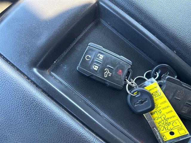 Chevrolet Silverado 1500 Custom Double Cab 4WD 2021