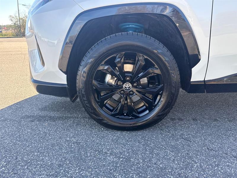 Toyota RAV4 Hybrid SE 2022