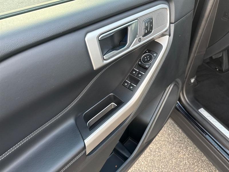 Ford Explorer Limited 2023