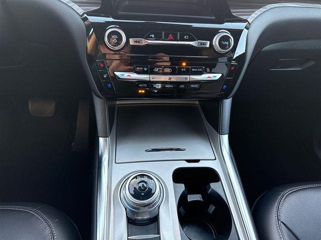 Ford Explorer Limited 2023