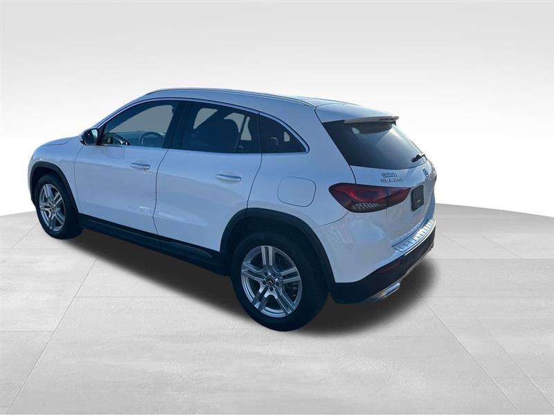 Mercedes-Benz GLA-Class GLA250 4MATIC 2021