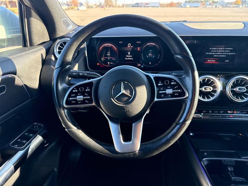 Mercedes-Benz GLA-Class GLA250 4MATIC 2021