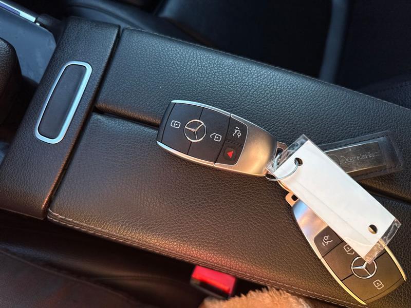 Mercedes-Benz GLA-Class GLA250 4MATIC 2021