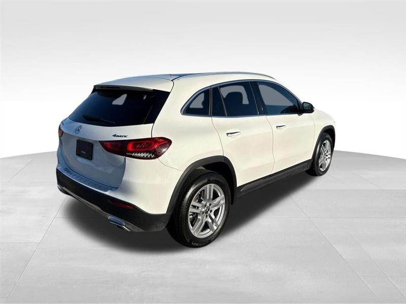 Mercedes-Benz GLA-Class GLA250 4MATIC 2021