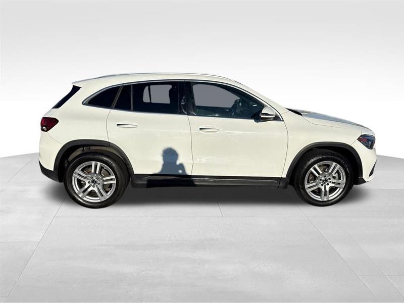Mercedes-Benz GLA-Class GLA250 4MATIC 2021