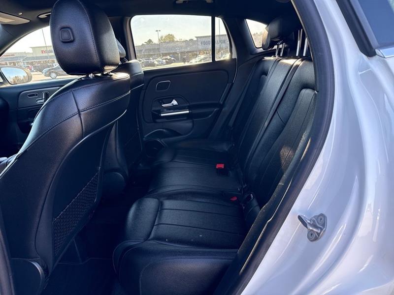 Mercedes-Benz GLA-Class GLA250 4MATIC 2021