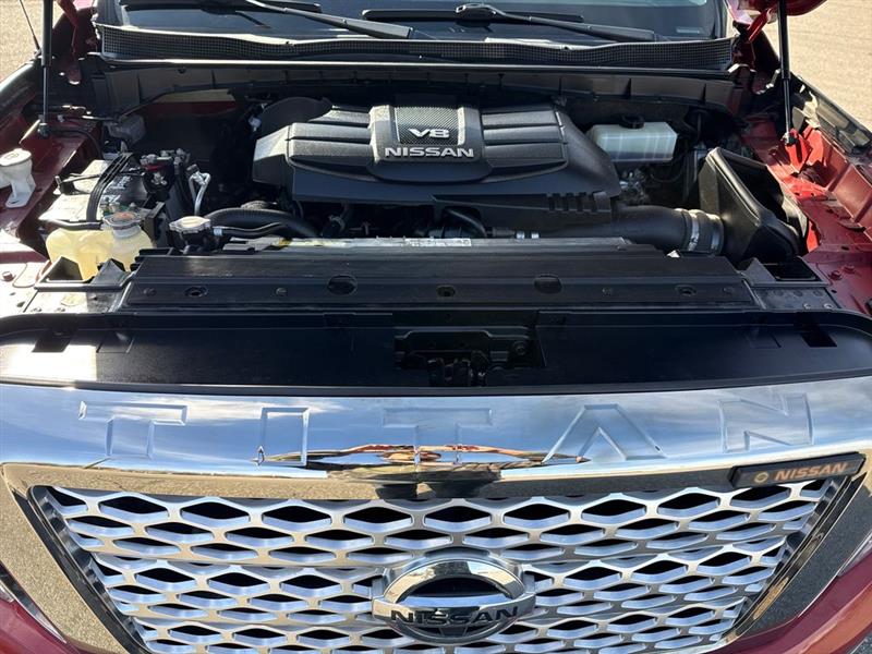 Nissan Titan Platinum Reserve Crew Cab 4WD 2018