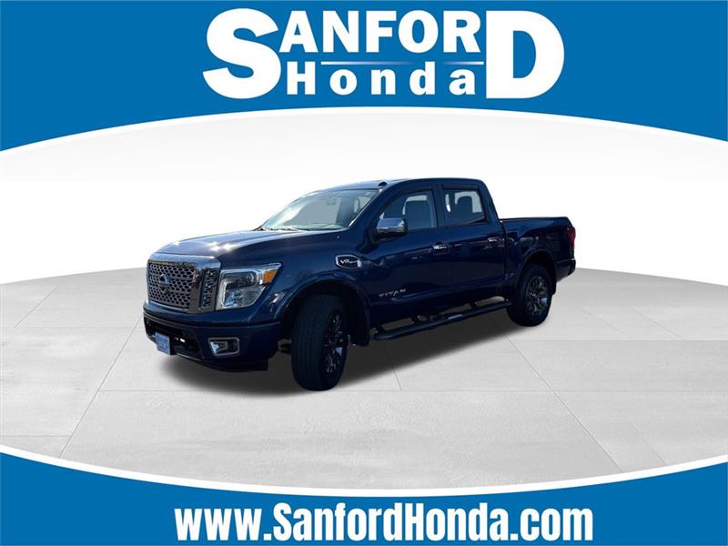 2017 Nissan Titan Platinum Reserve Crew Cab 4WD