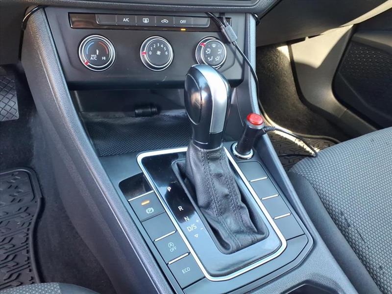 Volkswagen Jetta 1.4T S 8A 2021