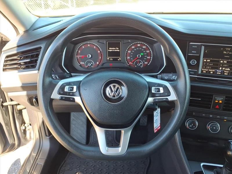 Volkswagen Jetta 1.4T S 8A 2021