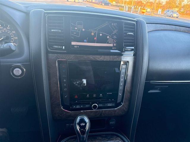 Infiniti QX80 LUXE 2021