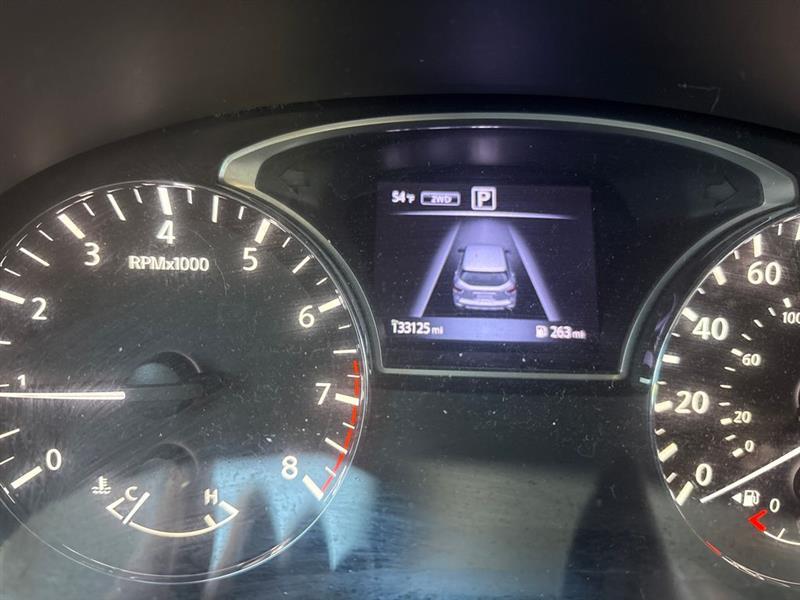 Nissan Pathfinder SV 4WD 2017