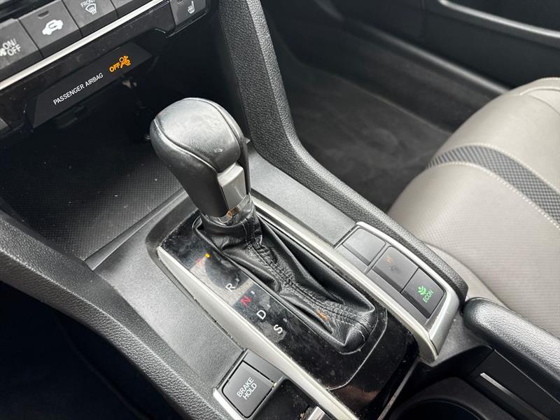 Honda Civic Touring Sedan CVT 2021