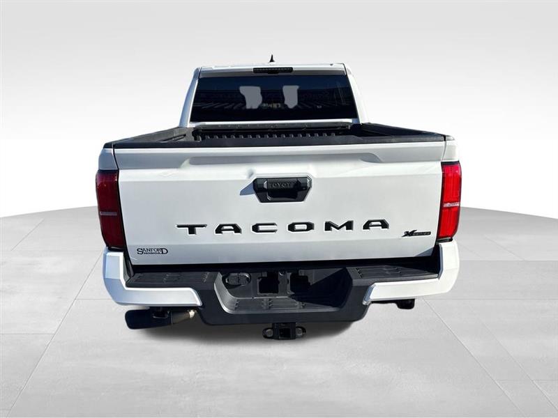 Toyota Tacoma TRD Sport Double Cab 2WD 2024