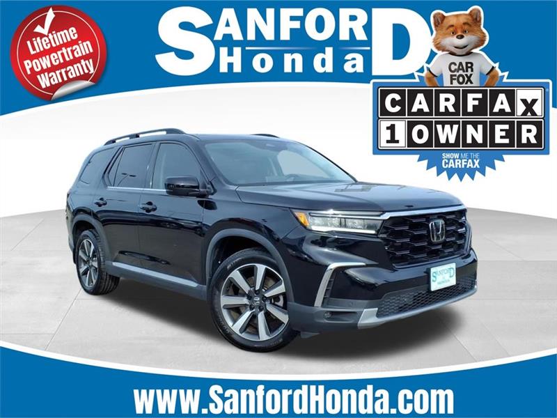 2023 Honda Pilot Touring's photo