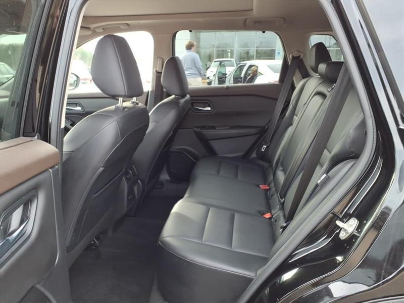 Nissan Rogue SV AWD 2022