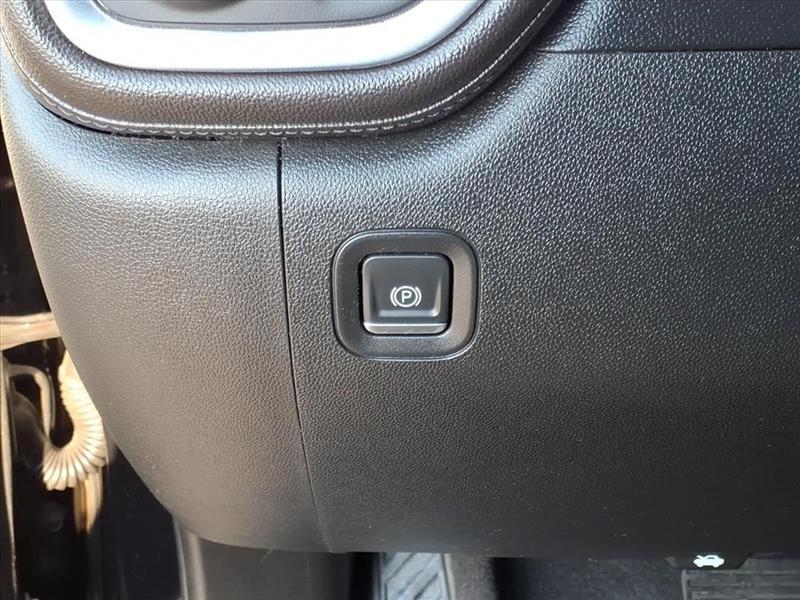 GMC Sierra 1500 Elevation Double Cab 2WD 2020