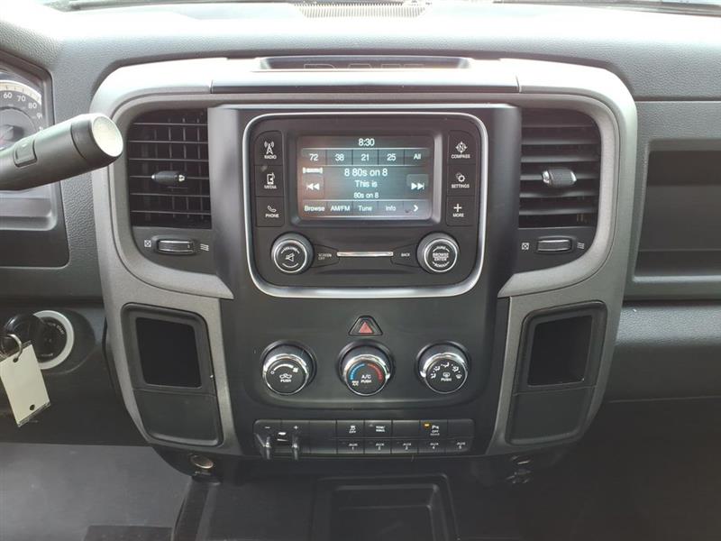 RAM 3500 Tradesman Crew Cab 4WD 2017