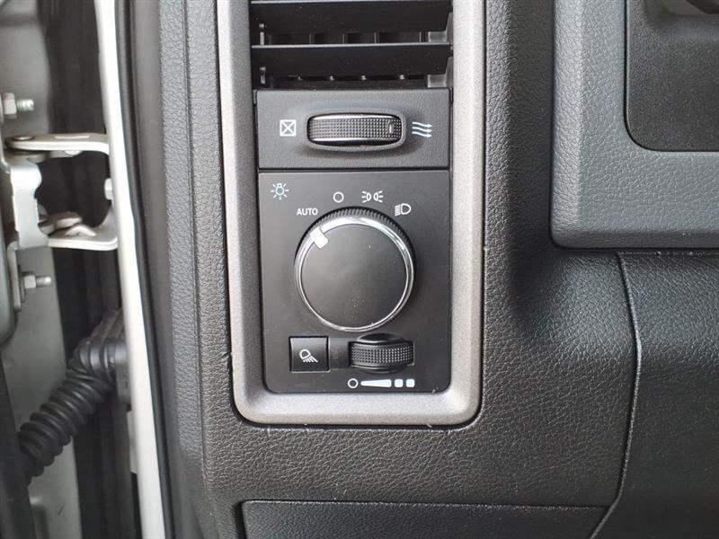 RAM 3500 Tradesman Crew Cab 4WD 2017