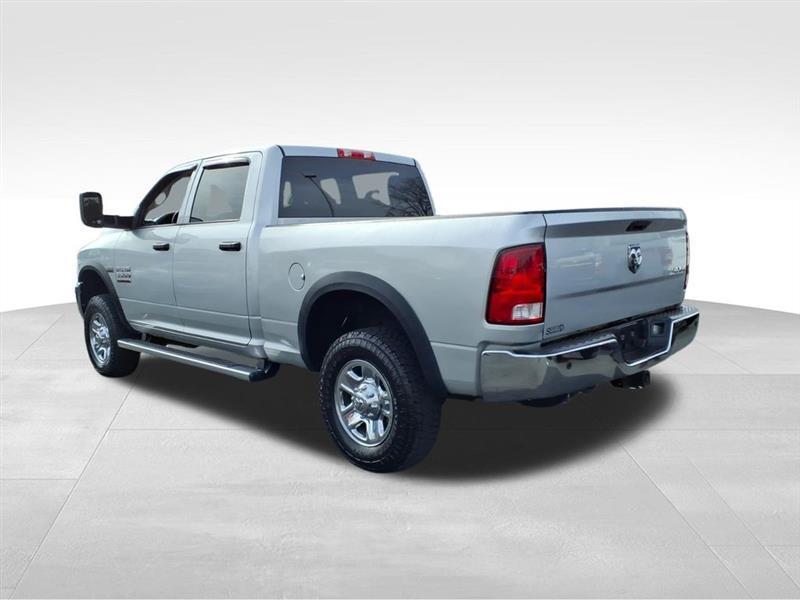 RAM 3500 Tradesman Crew Cab 4WD 2017