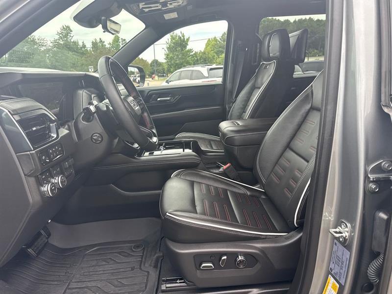 GMC Yukon XL AT4 Ultimate 4WD 2026