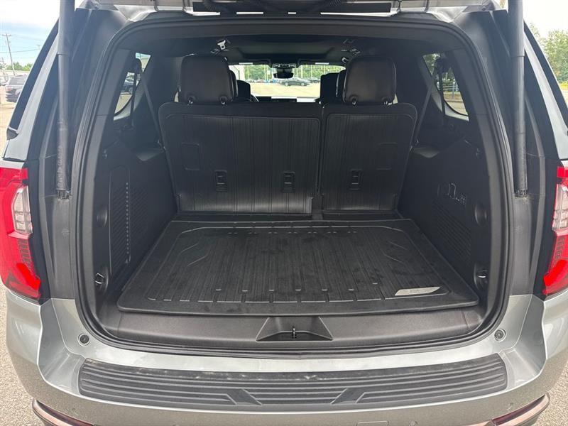 GMC Yukon XL AT4 Ultimate 4WD 2026