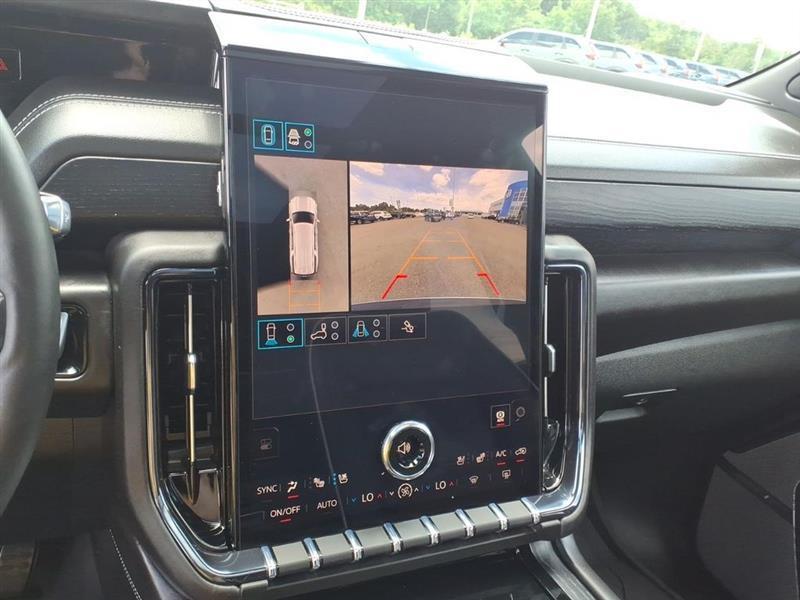 GMC Yukon XL AT4 Ultimate 4WD 2026