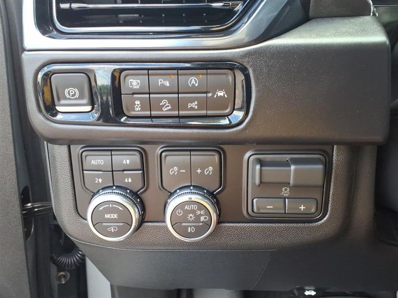 GMC Yukon XL AT4 Ultimate 4WD 2026