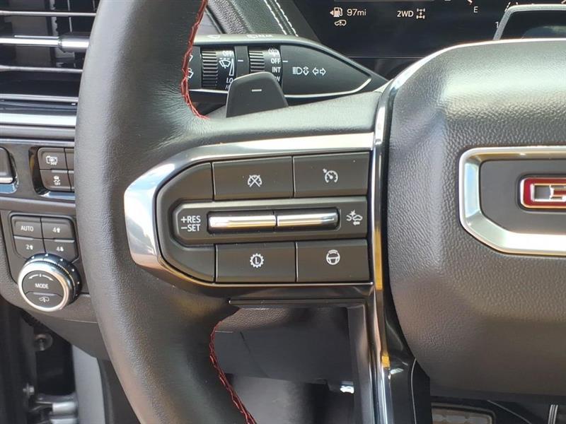 GMC Yukon XL AT4 Ultimate 4WD 2026