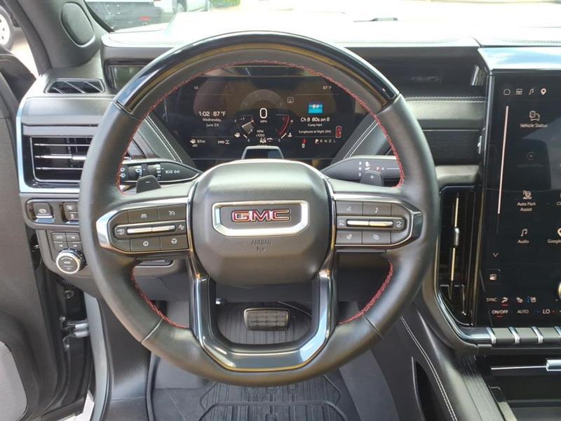 GMC Yukon XL AT4 Ultimate 4WD 2026