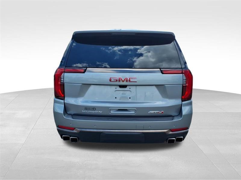 GMC Yukon XL AT4 Ultimate 4WD 2026