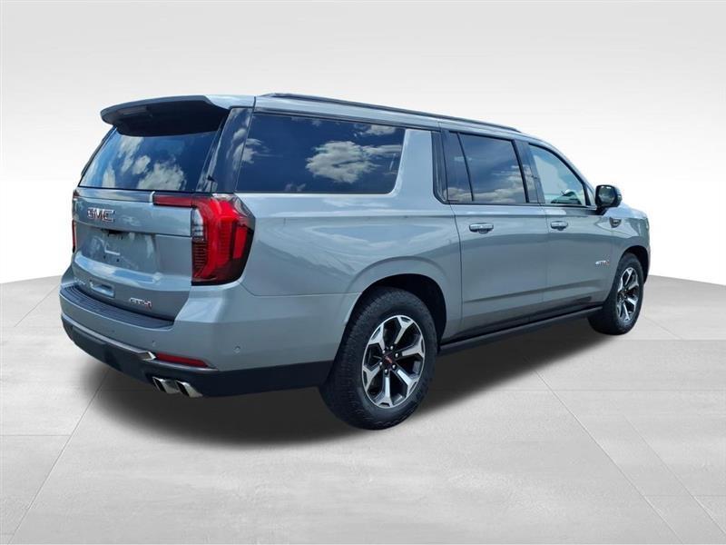 GMC Yukon XL AT4 Ultimate 4WD 2026