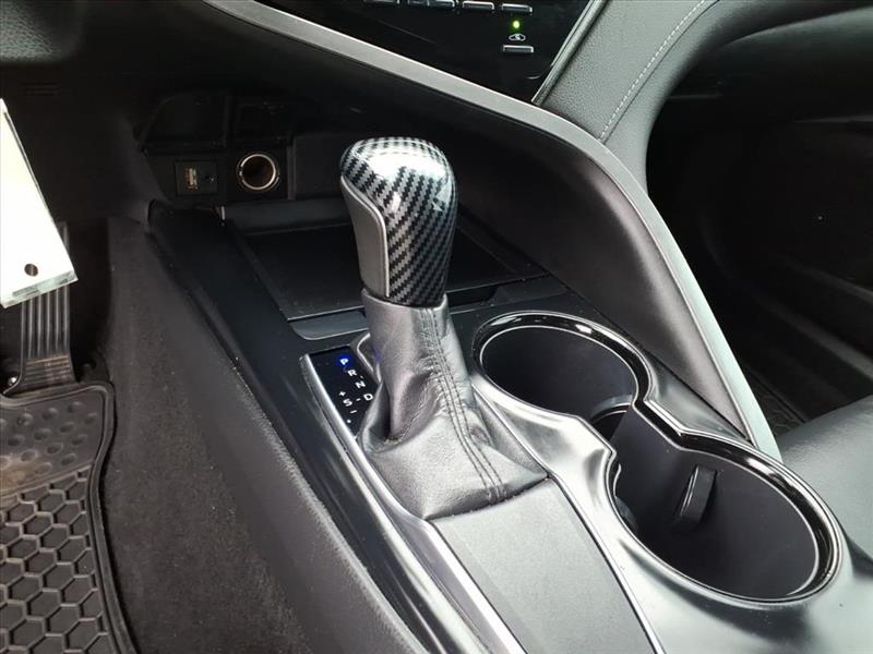 Toyota Camry SE 2019