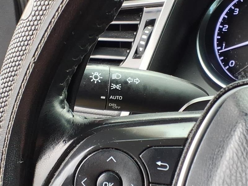 Toyota Camry SE 2019