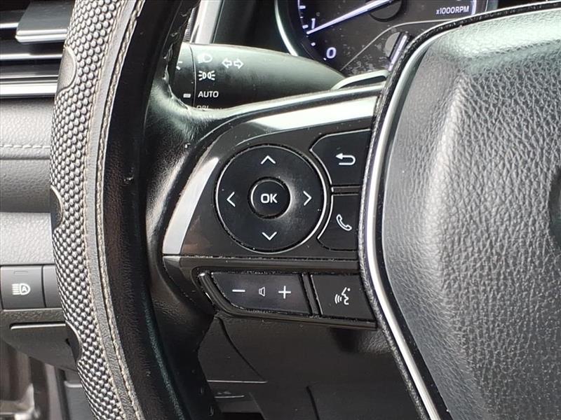 Toyota Camry SE 2019