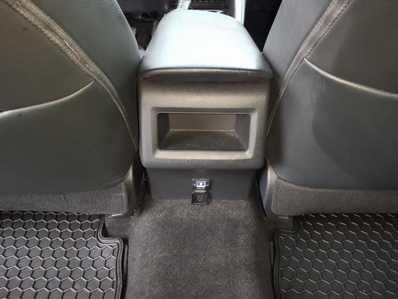 Toyota Camry SE 2019