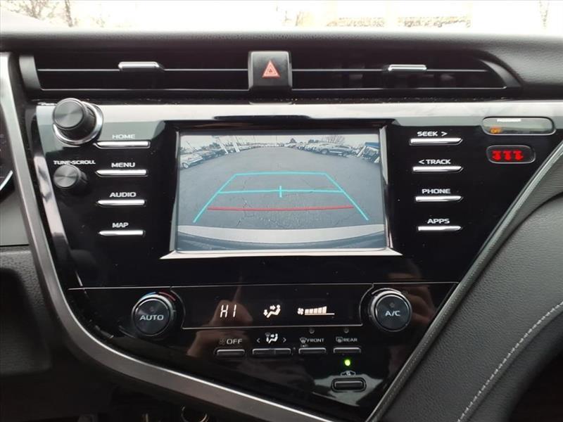 Toyota Camry SE 2019