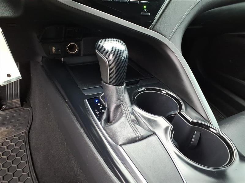 Toyota Camry SE 2019