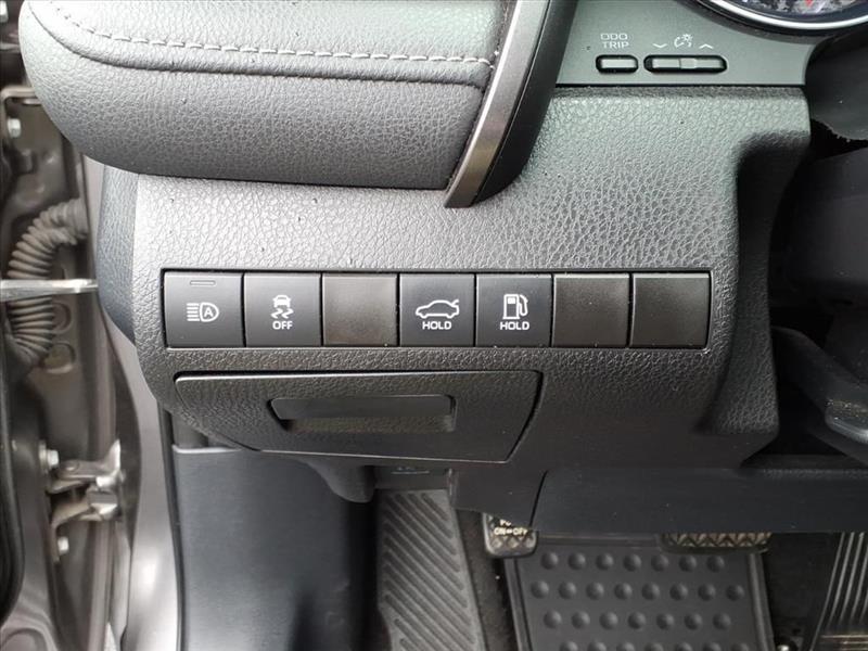 Toyota Camry SE 2019