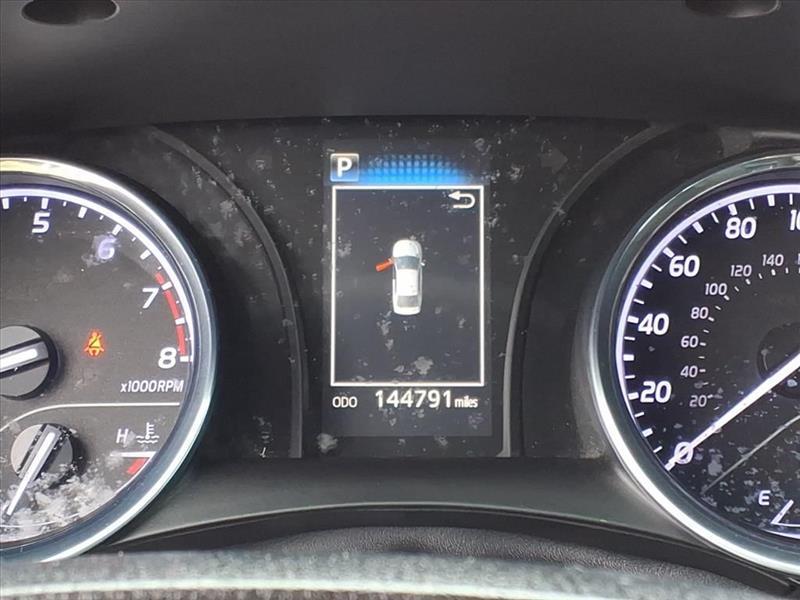 Toyota Camry SE 2019